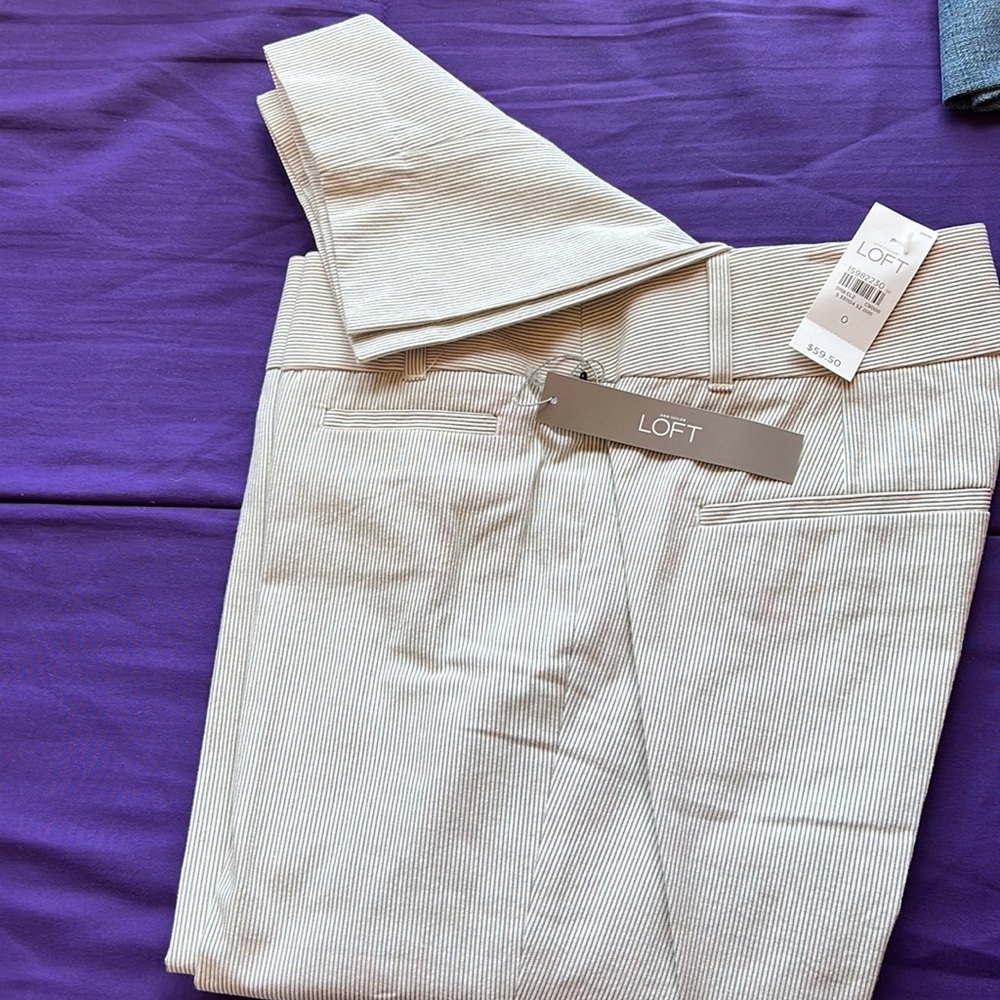 Loft Size 0 ankle length pinstripe pants NWT